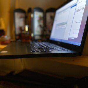 Dell latitude Model E7280  i5 7th gen